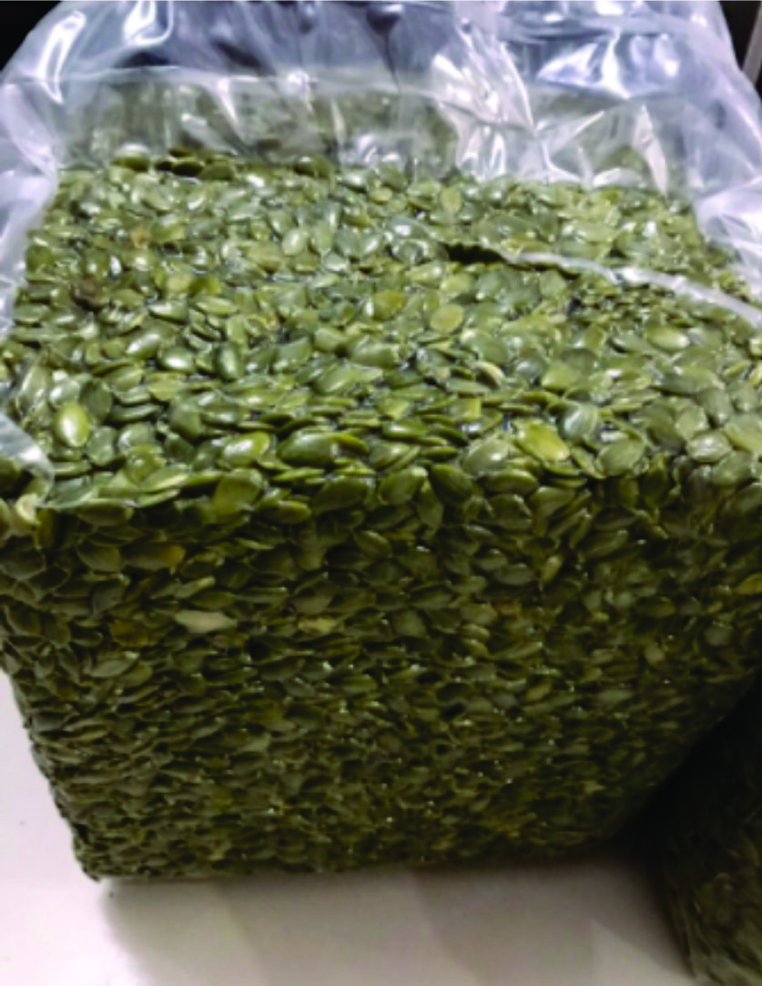 Hạt bí sống tách vỏ Ấn Độ 500g