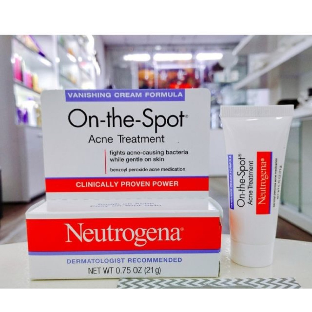 Kem Thoa Mụn Neutrogena On The Spot Acne Treatment