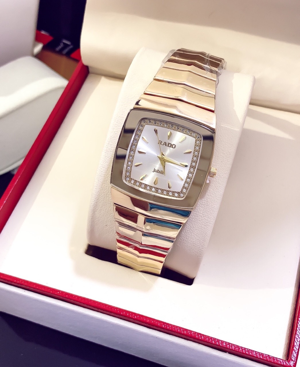 [HCM]Đồng Hồ Nam Vuông Dây Thép Size 36mm