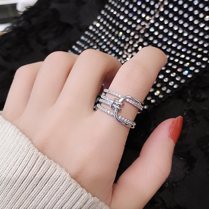 (xả kho - nghỉ bán) Nhẫn nữ thiết kế độc đáo hình nút thắt dây