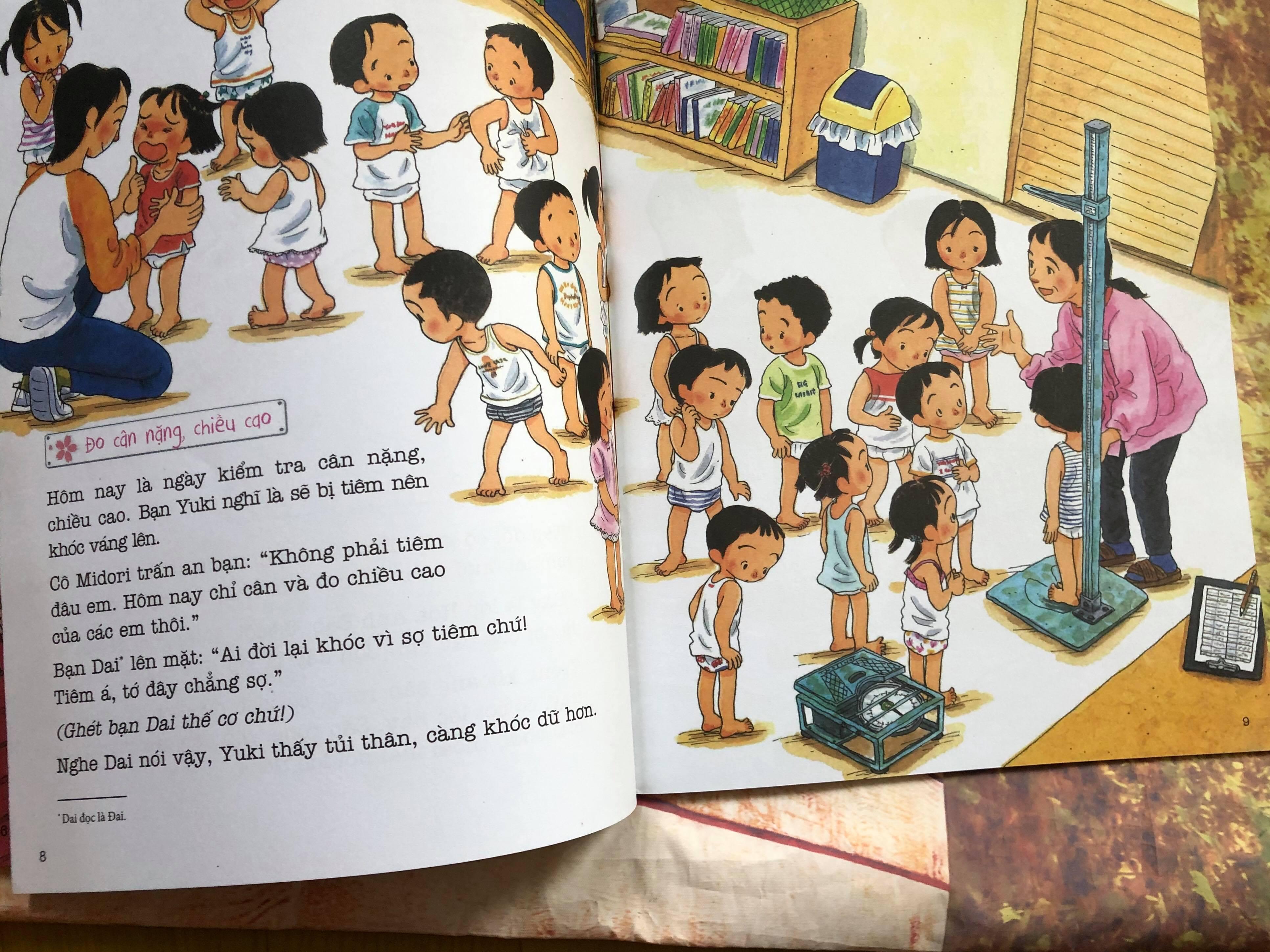 SÁCH - Bốn Mùa Ở Nhà Trẻ