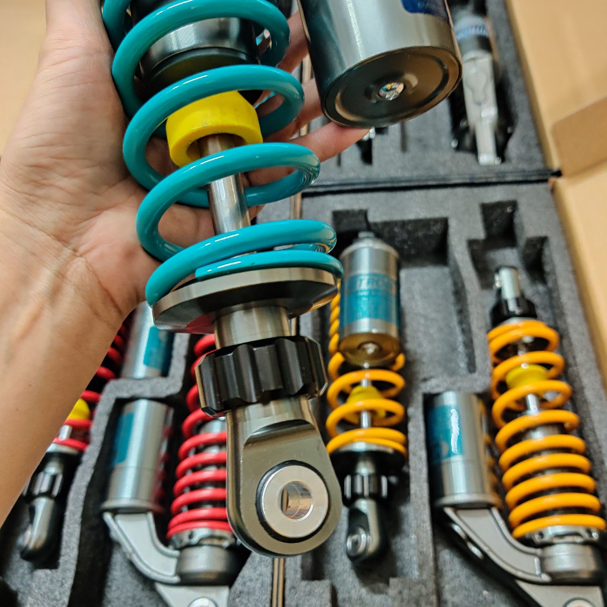 [HCM]phuộc nitron gắn sirius taurus jupiter...