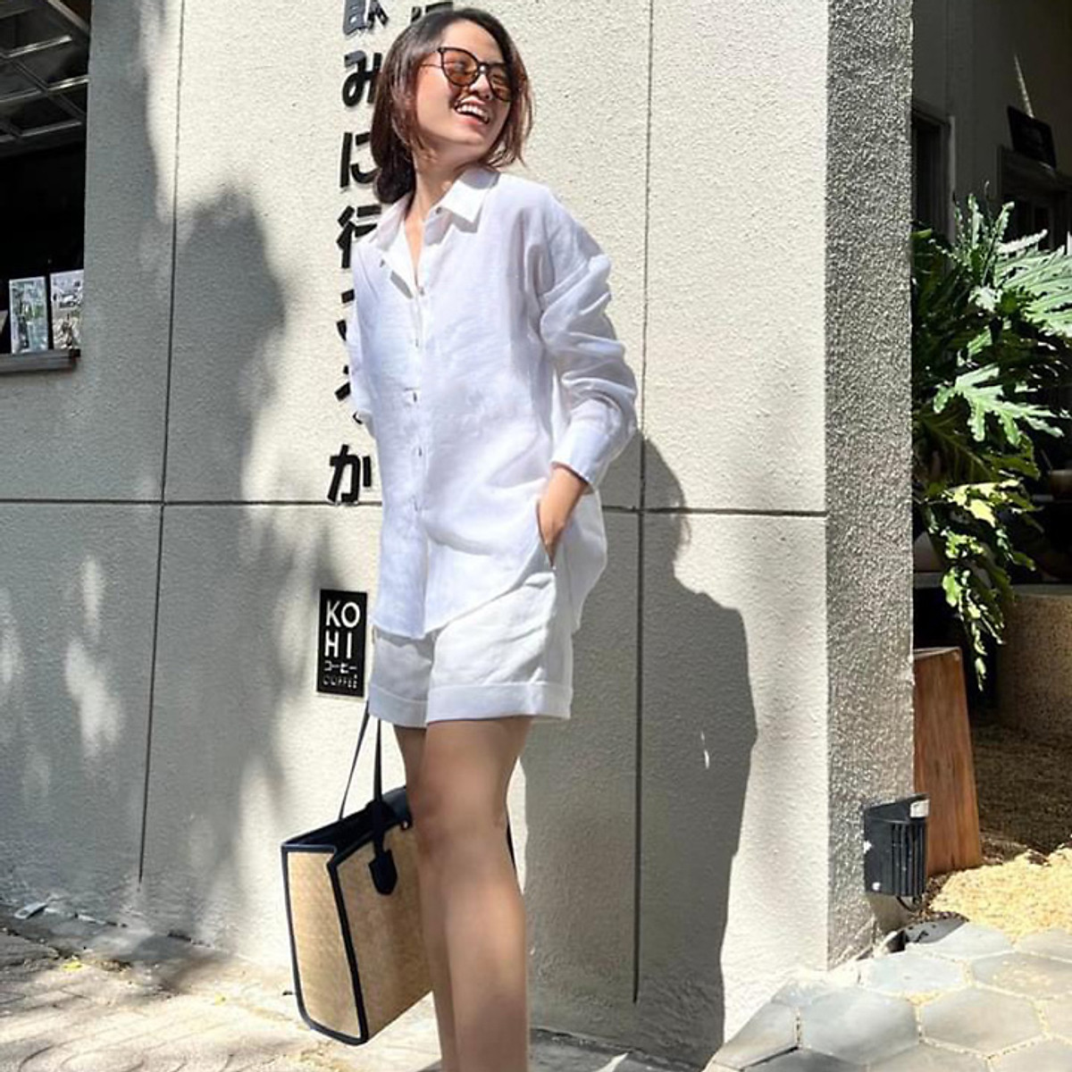 Set bộ Áo dài tay basic SLINEN, chất Linen tưng Premium kèm Quần short Linen Bột Premium trẻ trung - Trắng