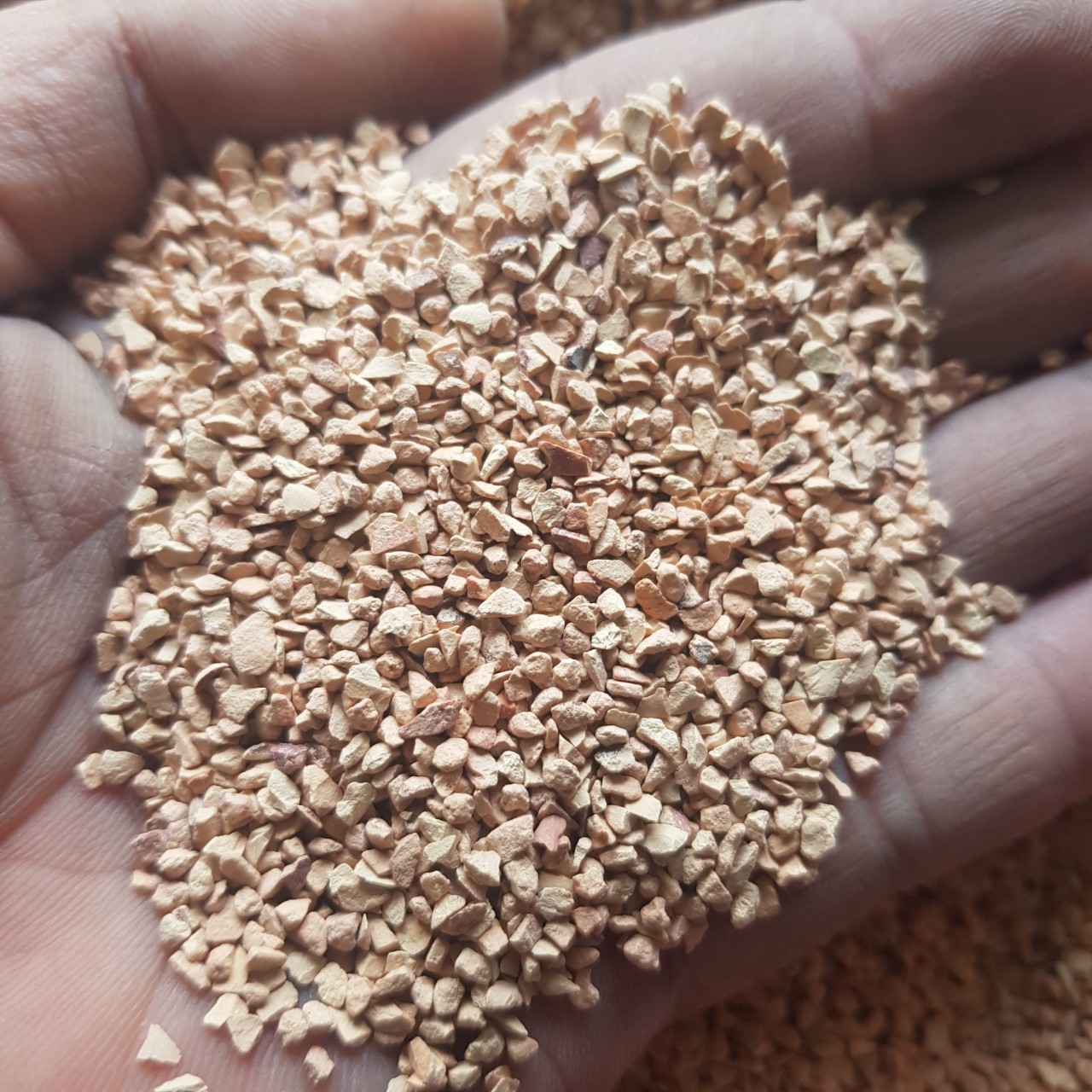 4 Lít Hạt ODM nhập khẩu Nga dùng khử phèn cho nước