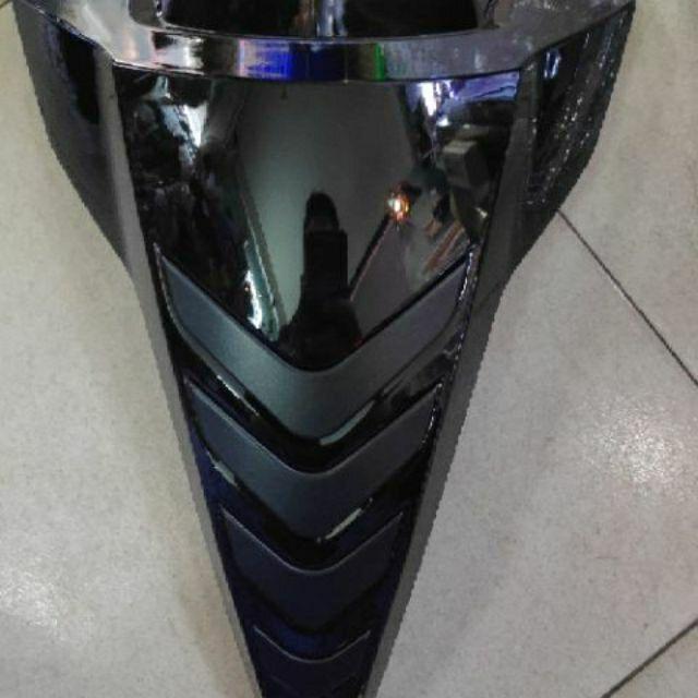 Mặt nạ thay thế xe Vario 2018-2021(kiểu sọc có màu)