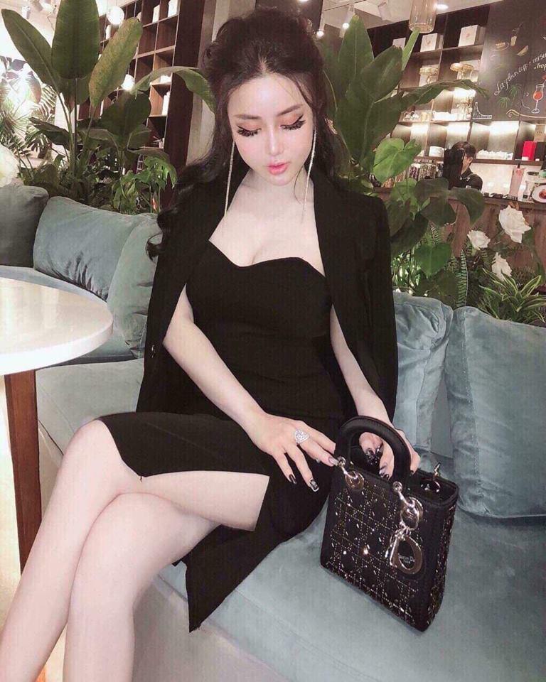Set Áo Khoác & Váy Body Cúp Ngực FashionLyLy