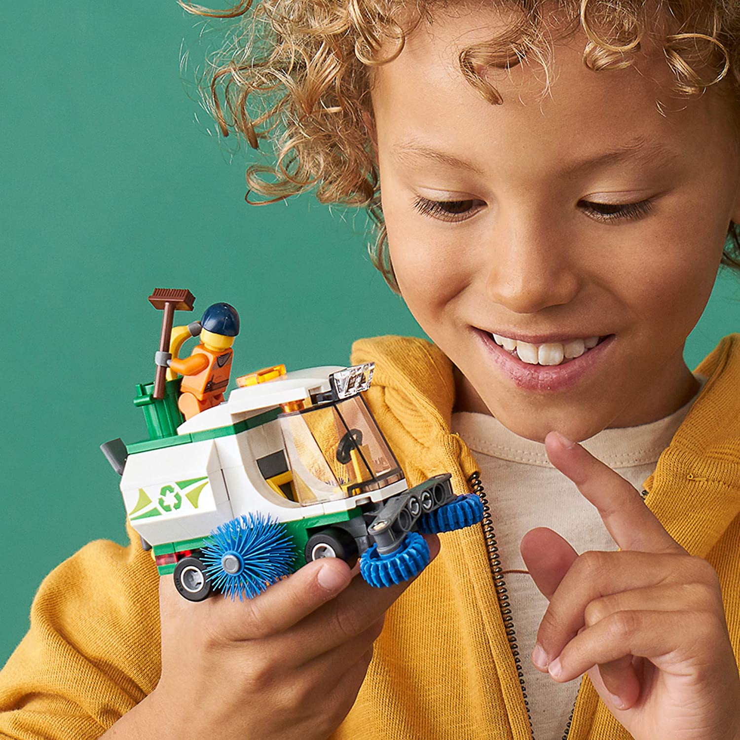 Đồ chơi LEGO CITY - Xe Quét Đường - 60249