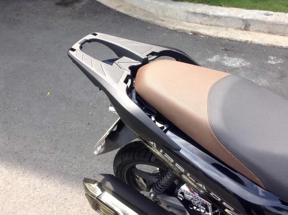 Cảng (tay dắt) xe Air blade đời 2020 - 2023 (đen mờ)