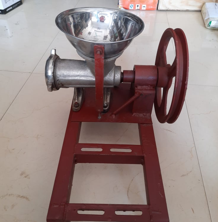 MÁY SAY THỊT ĐÙN CÔNG NGHIỆP CỐI 32