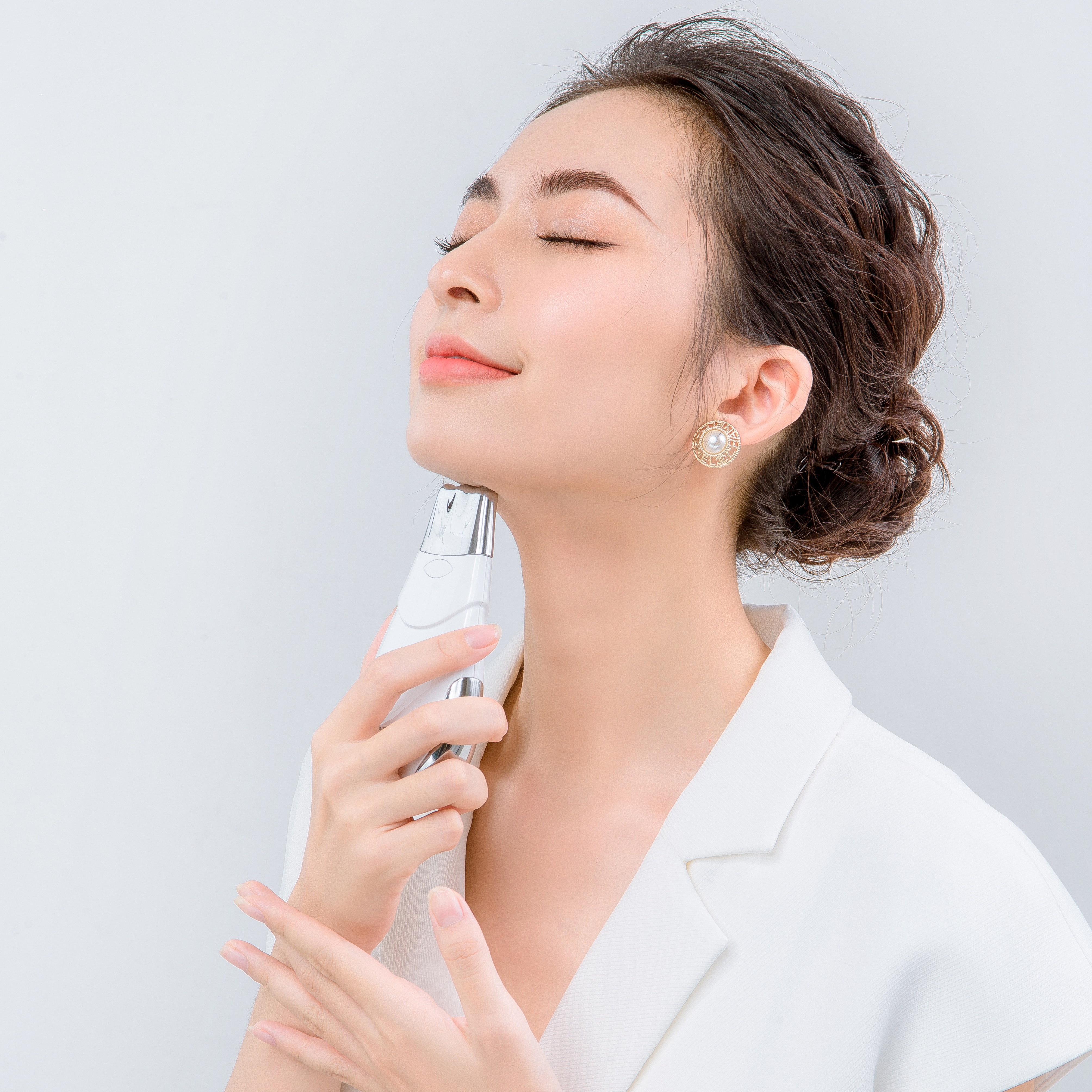 Máy chăm sóc da và cơ thể chuyên sâu EP-500