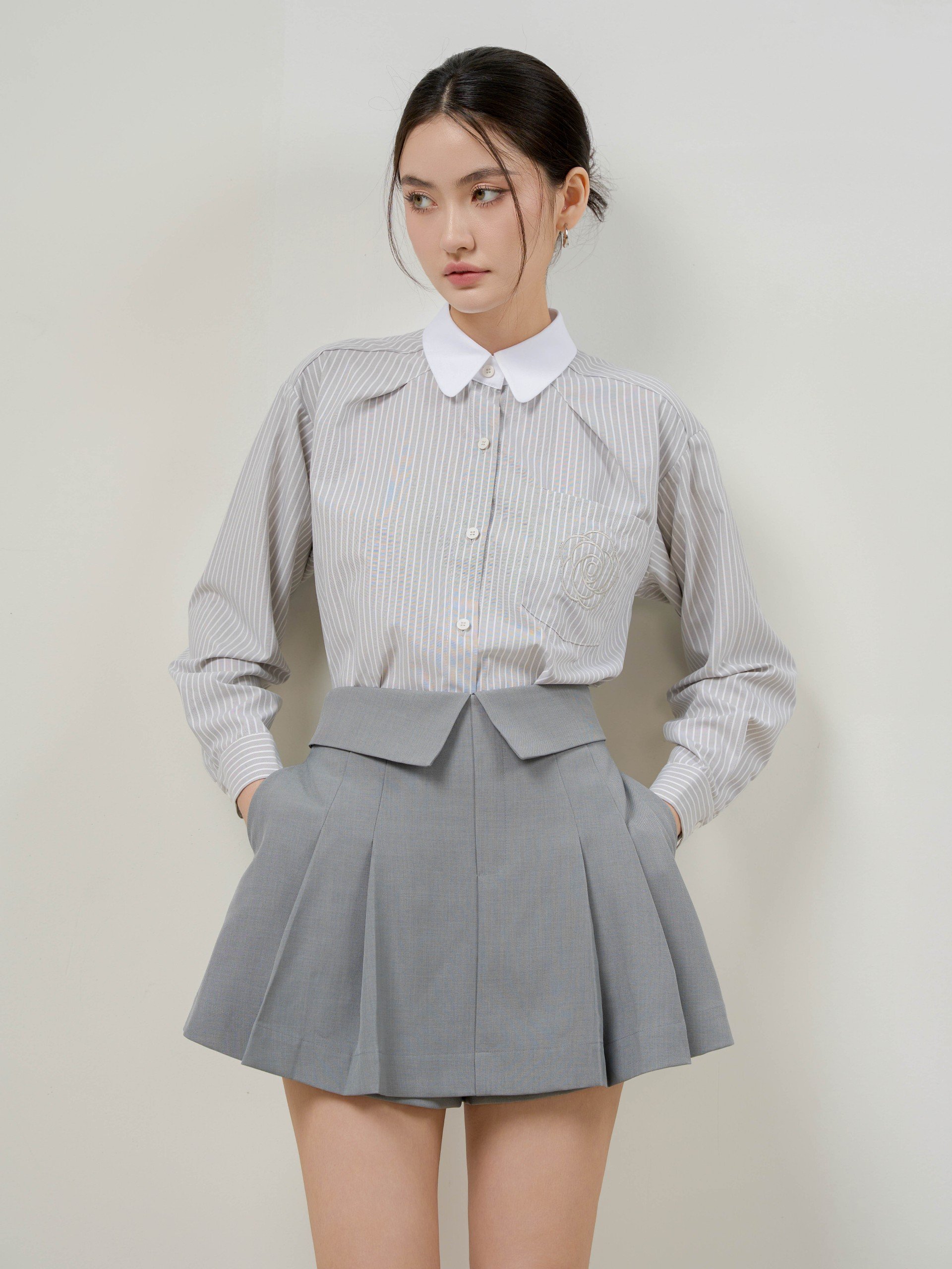 D.CHIC Quần váy xếp ly 2 bên MS: 481702