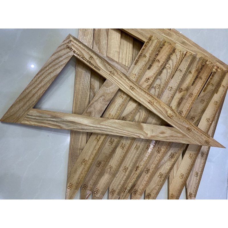 Thước Eke dành cho giáo viên ( gỗ sồi )