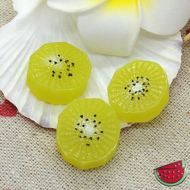 Charm kiwi