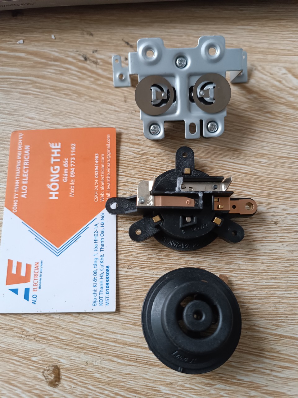 Công tắc quai ấm siêu tốc Lock&lock EJK418SLV
