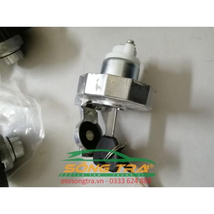 Năp bình dầu mitsubishi canter