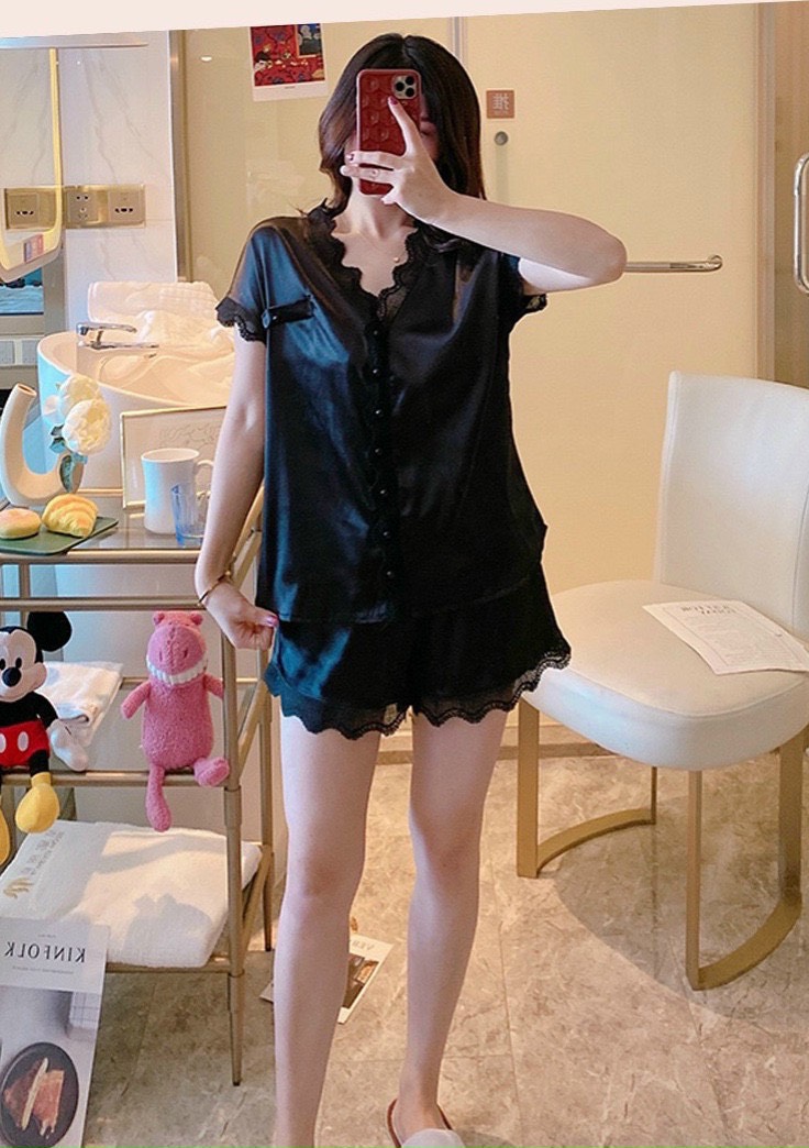 Sét Bộ Satin Cúc Cườm Mặc Nhà Siêu Đẹp