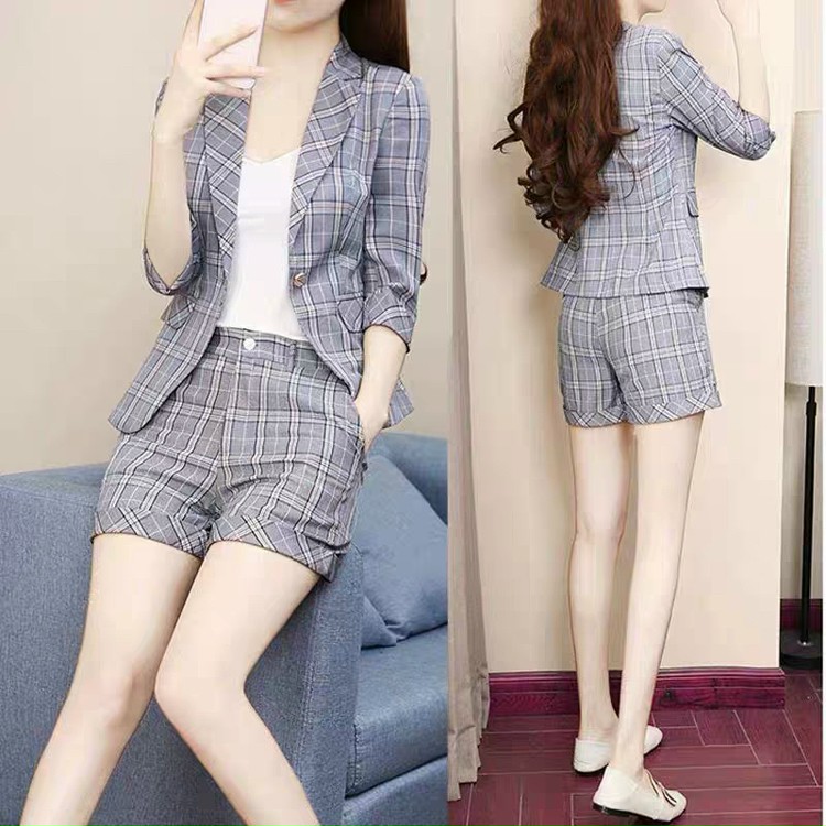 Set bộ áo vest và quần caro cá tính BEYEU1688 - BY4455