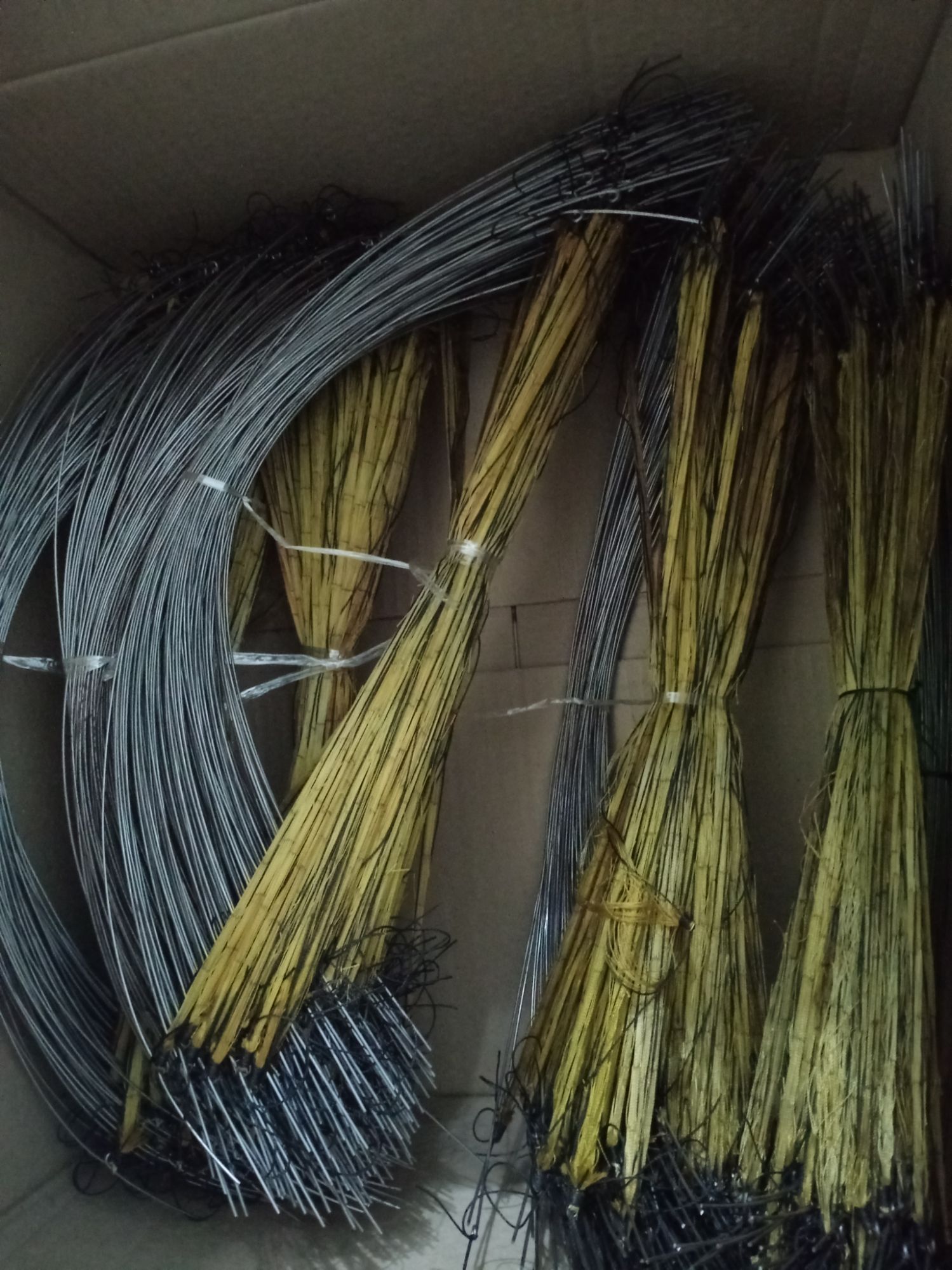 5 cung bẫy cút màu đen tàng hình