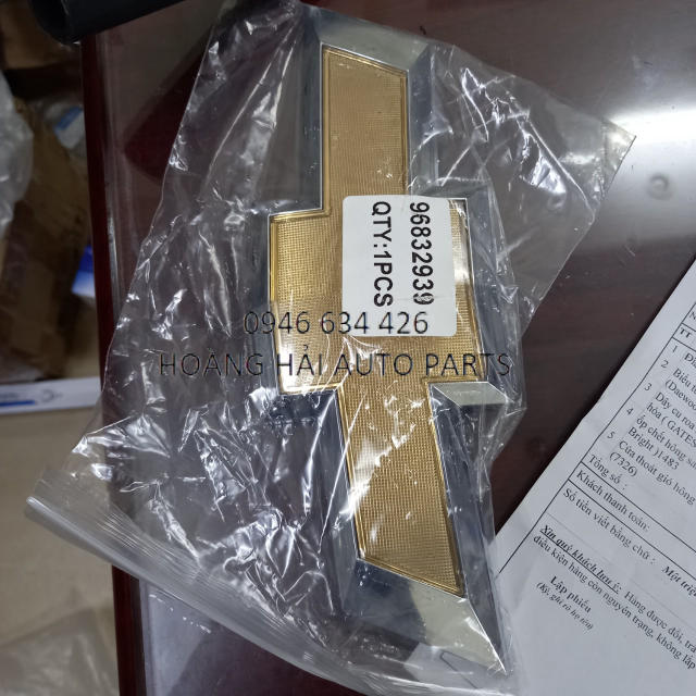 Lô gô mặt ca lăng chevrolet cruze