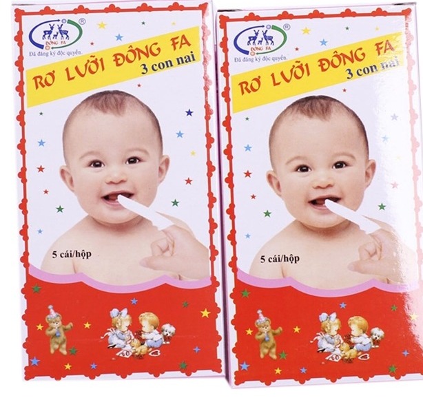Rơ lưỡi đông pha vệ sinh miệng cho bé