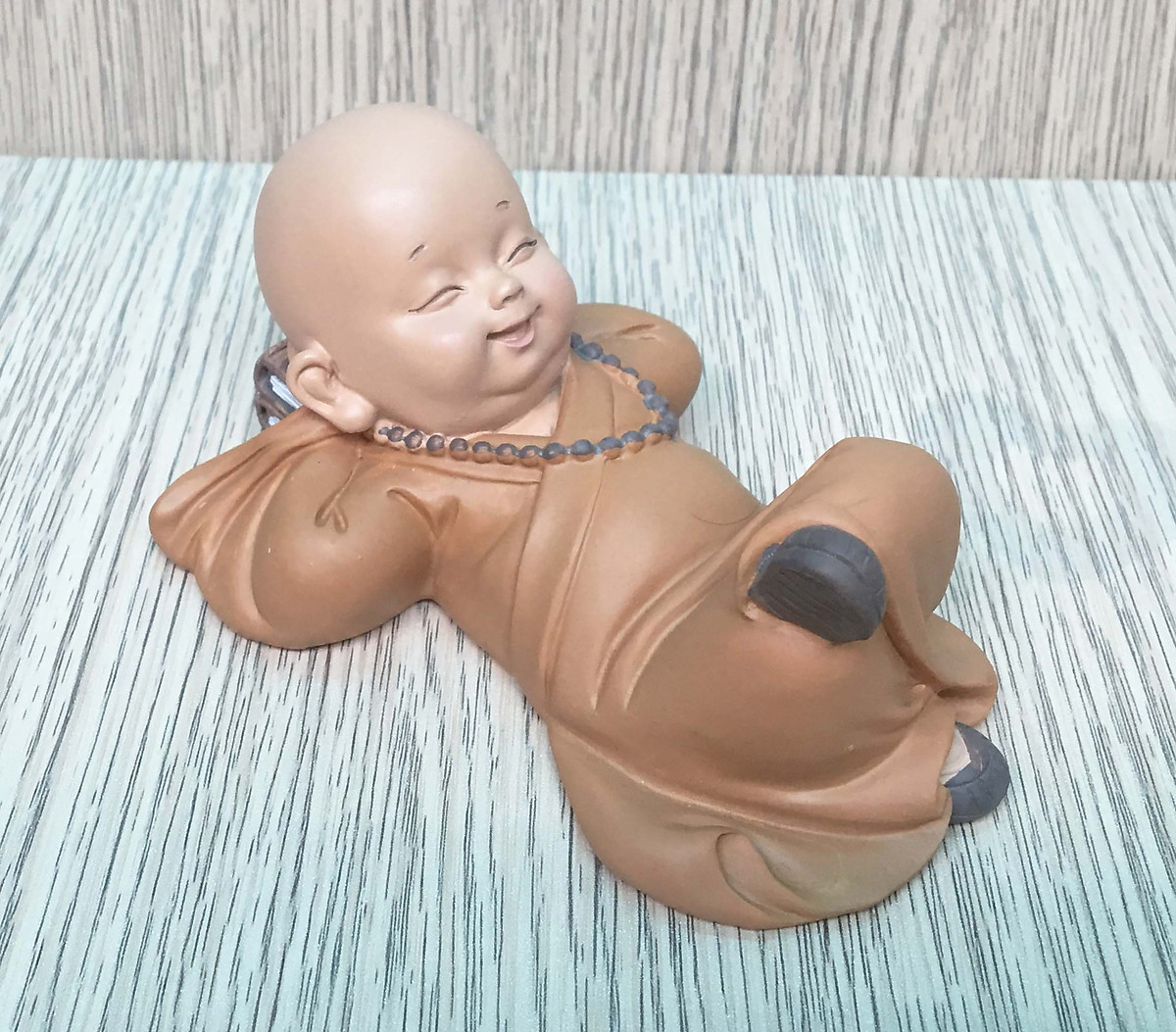 [HCM]Bộ tượng 2 chú tiểu vàng nằm thư giản