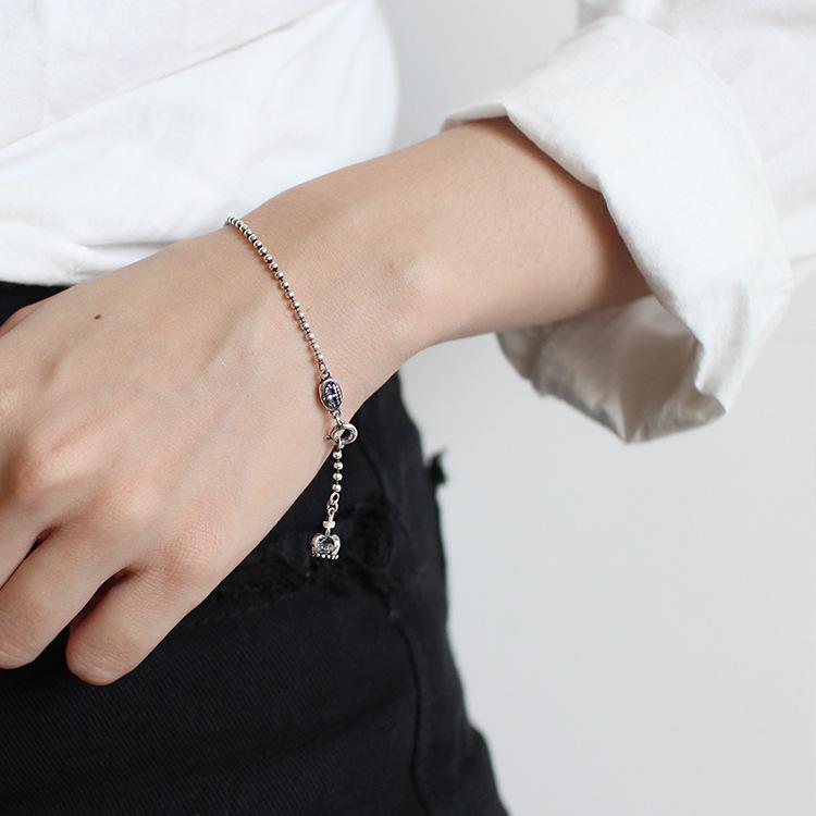 Lắc tay bạc vương miện