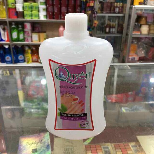 Nước rửa móng tay Quyên 500ml