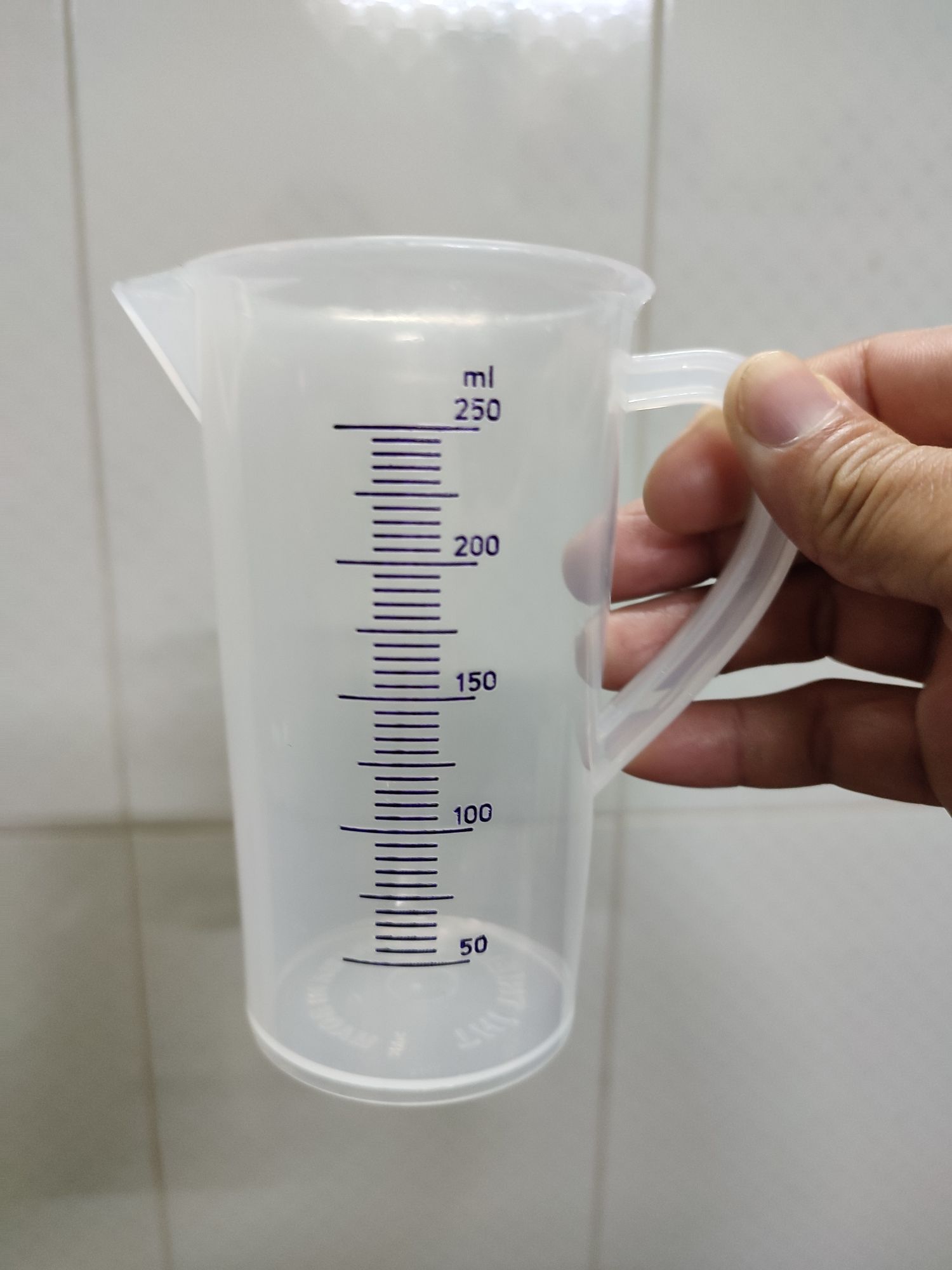 [HCM]ca đong lường nhựa (250ml)
