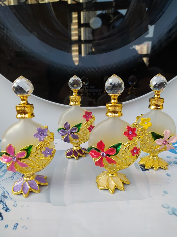 Tinh dầu nước hoa Dubai thiết kế hoa xinh 20ml ngọt ngào, quyến rũ, mới lạ, sexy với các mùi siêu hot