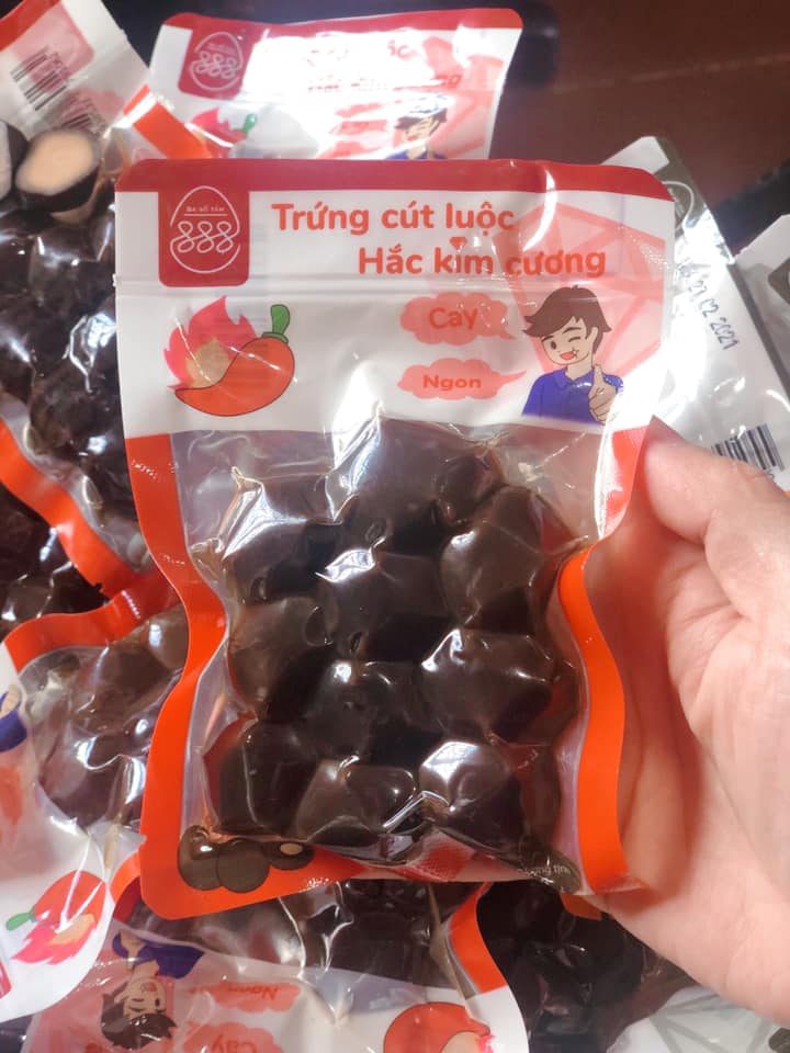 trứng cút Hắc Kim Cương