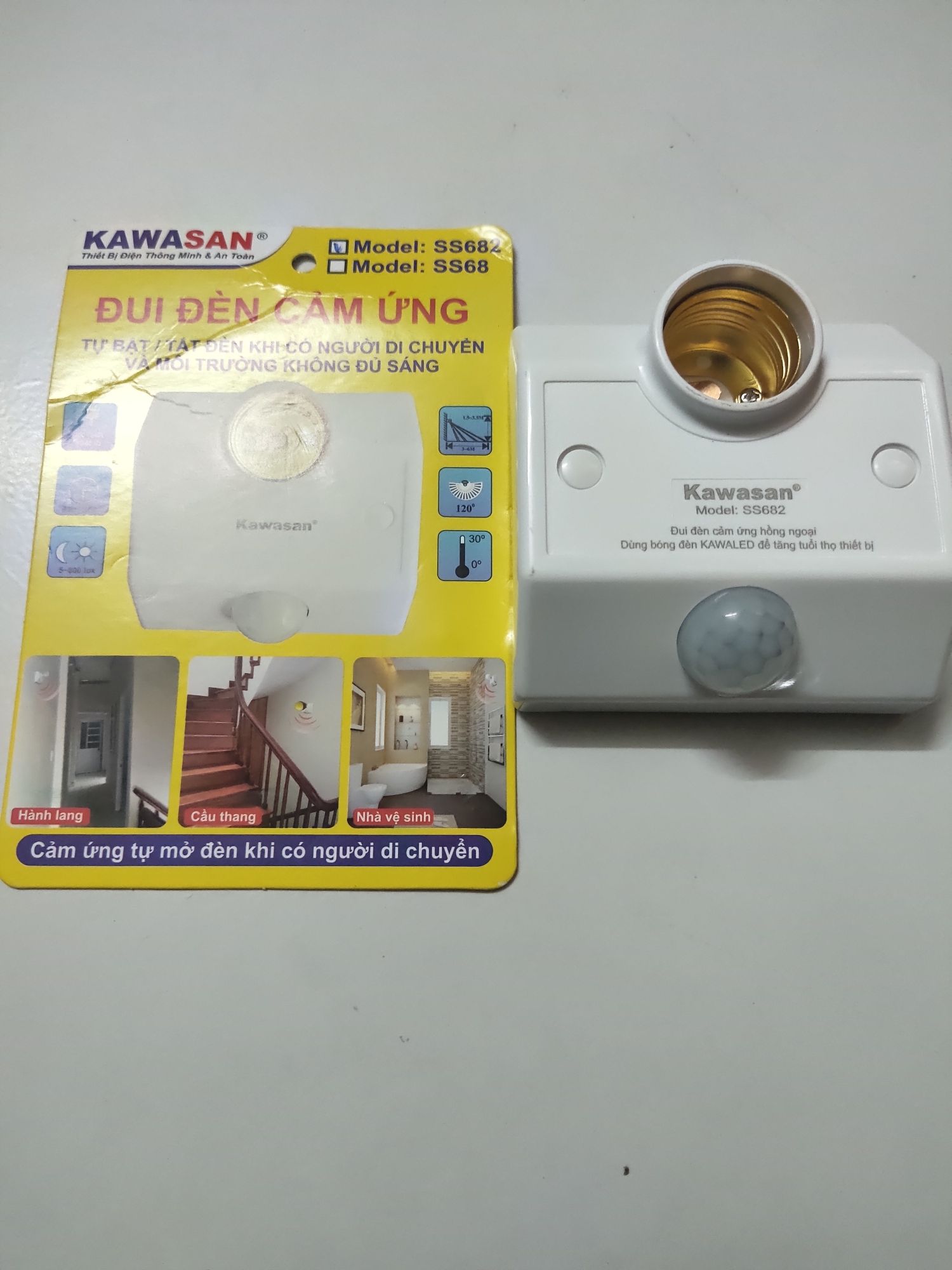 [HCM]Đui đèn cảm ứng Kawasan SS682