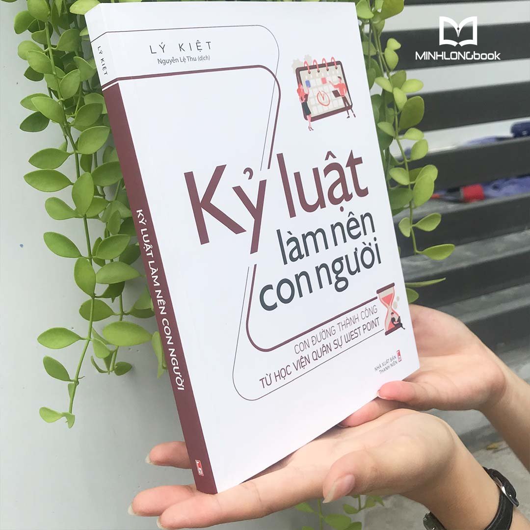 Sách: Kỷ Luật Làm Nên Con Người(Tái Bản)