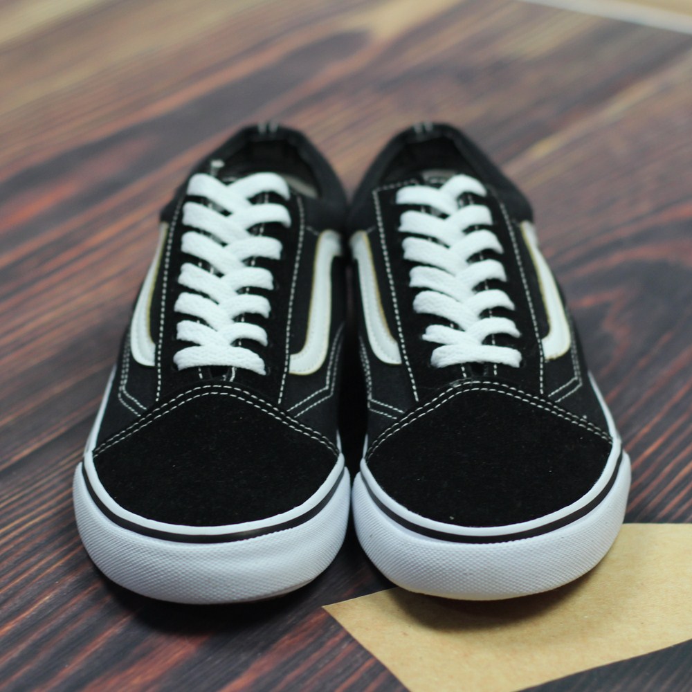 Giày Sneaker Nam Va Màu  Đen
