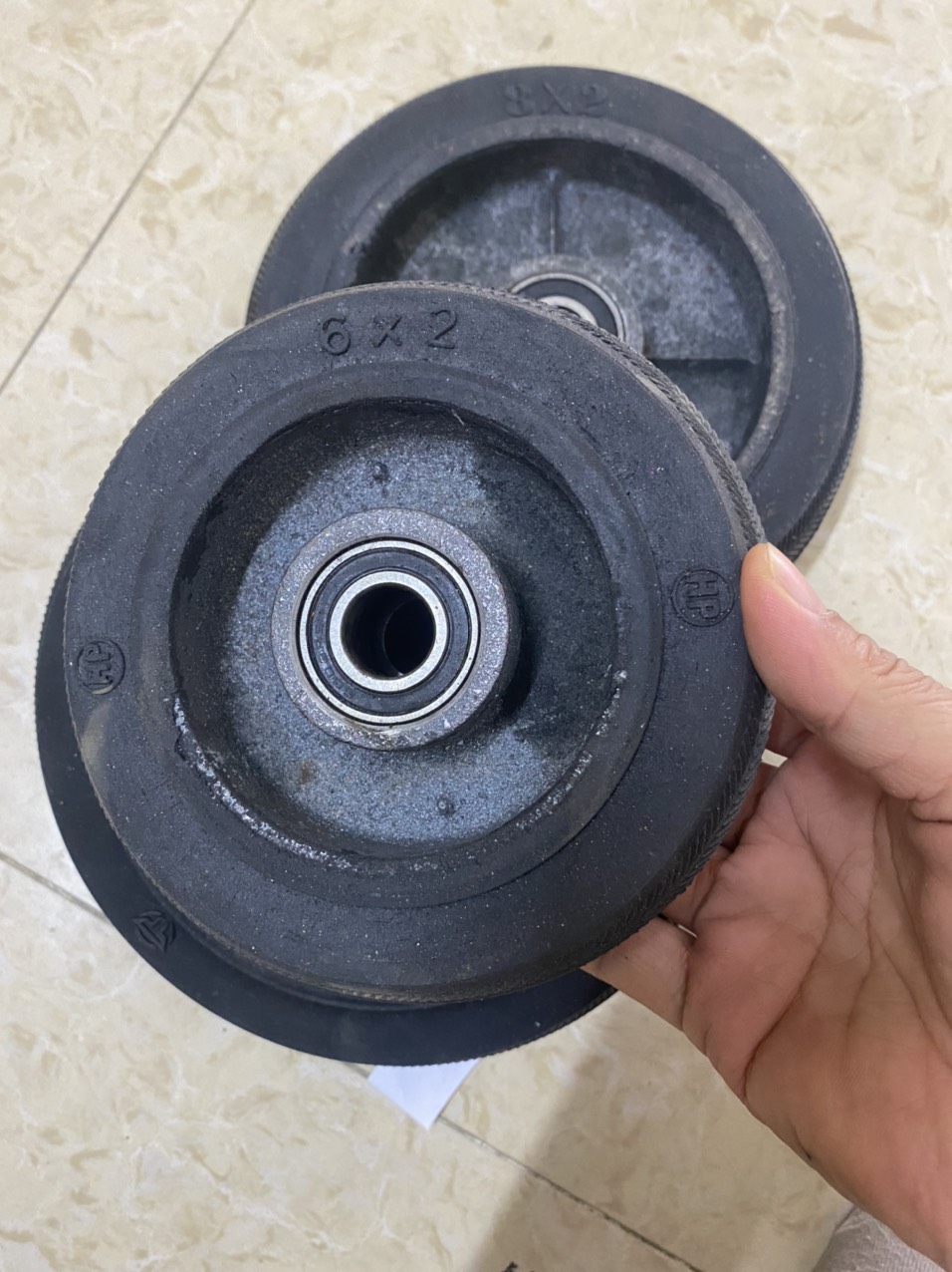 Bánh xe chịu tải đường kính 200, bánh xe cao su lõi gang đúc, bánh xe đẩy, bánh xe kéo chất lượng cao, bền