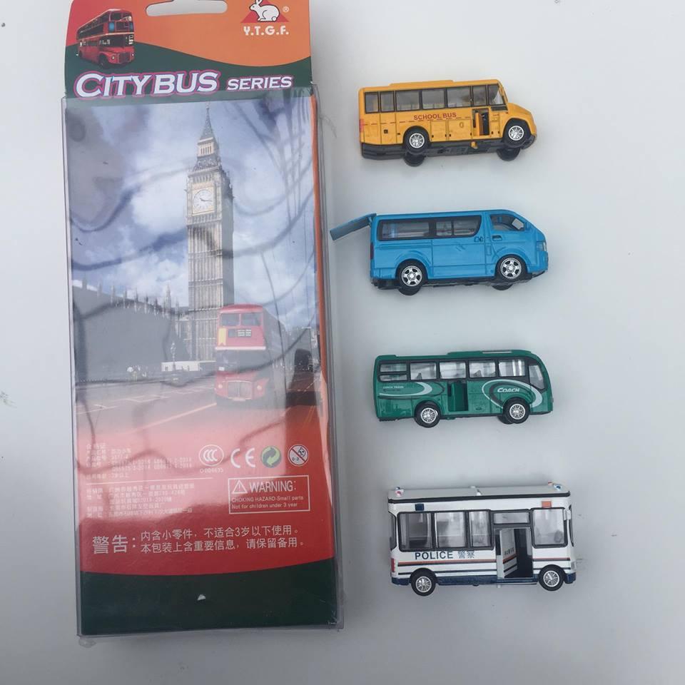 Set 4 chiếc xe bus trường học bằng sắt, mở cánh