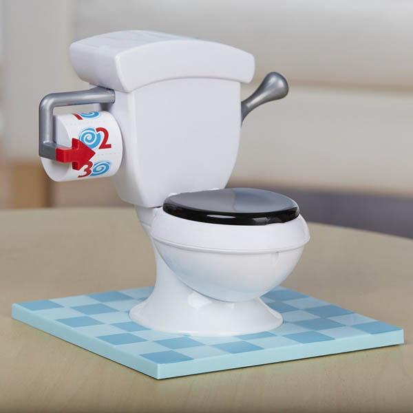 Đồ chơi thử thách bồn cầu rắc rối cho bé