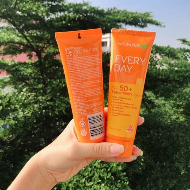 Kem Chống Nắng Woolworths Everyday SPF 50+ tuýp 100ml