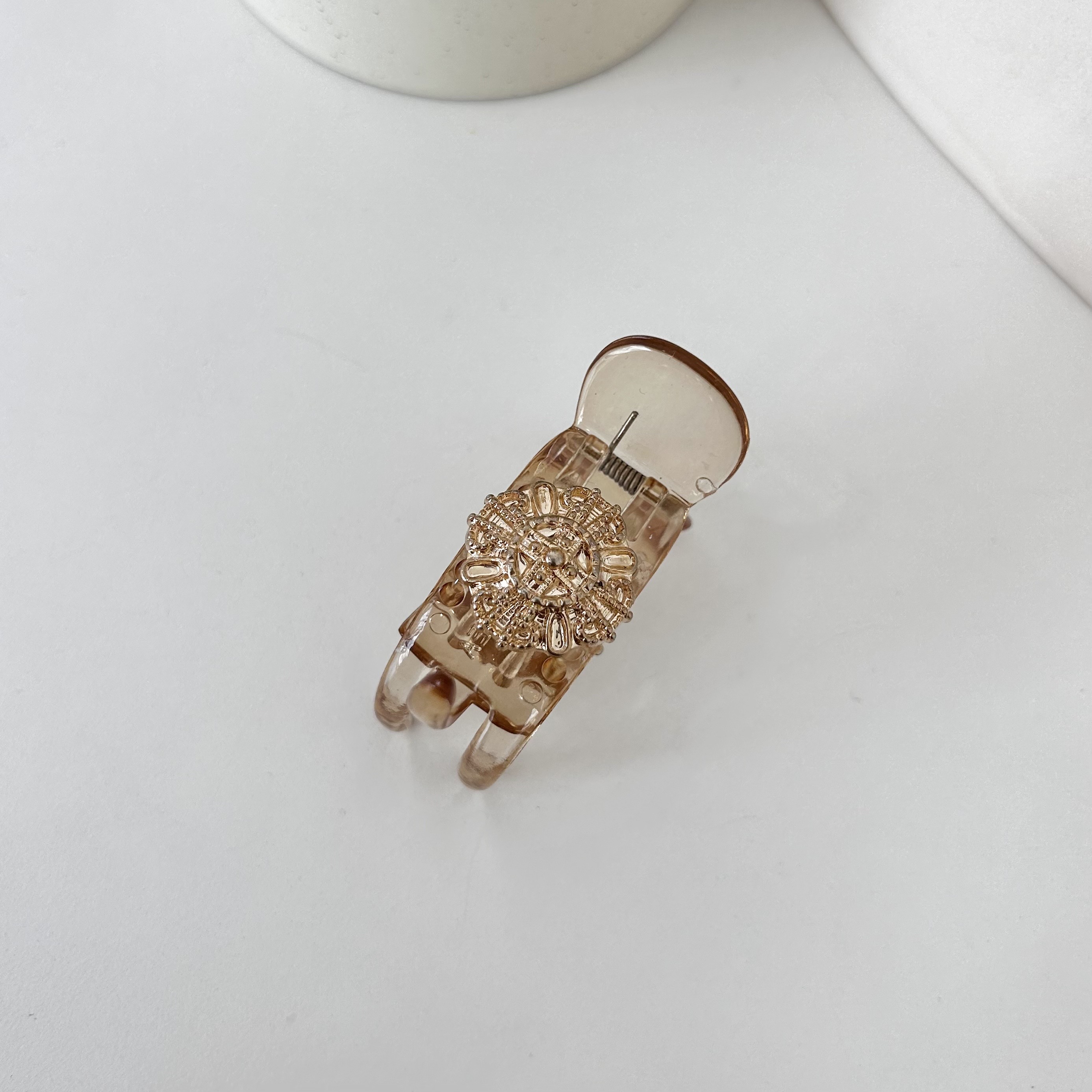 Kẹp tóc càng cua 3 chấu cỡ nhỏ đính charm Modleaf Golden clip Hàn Quốc