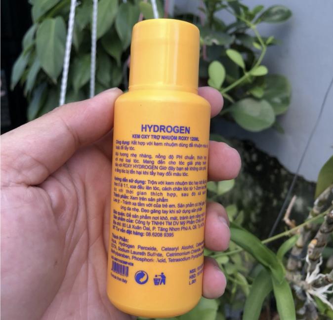 Kem oxy trợ nhuộm cao cấp ( Oxy thơm) Roxy 120ml