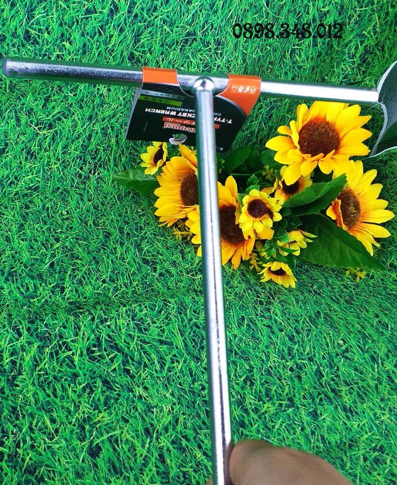 CẦN SIẾT MỞ ỐC BẰNG TAY CHỮ T 18MM