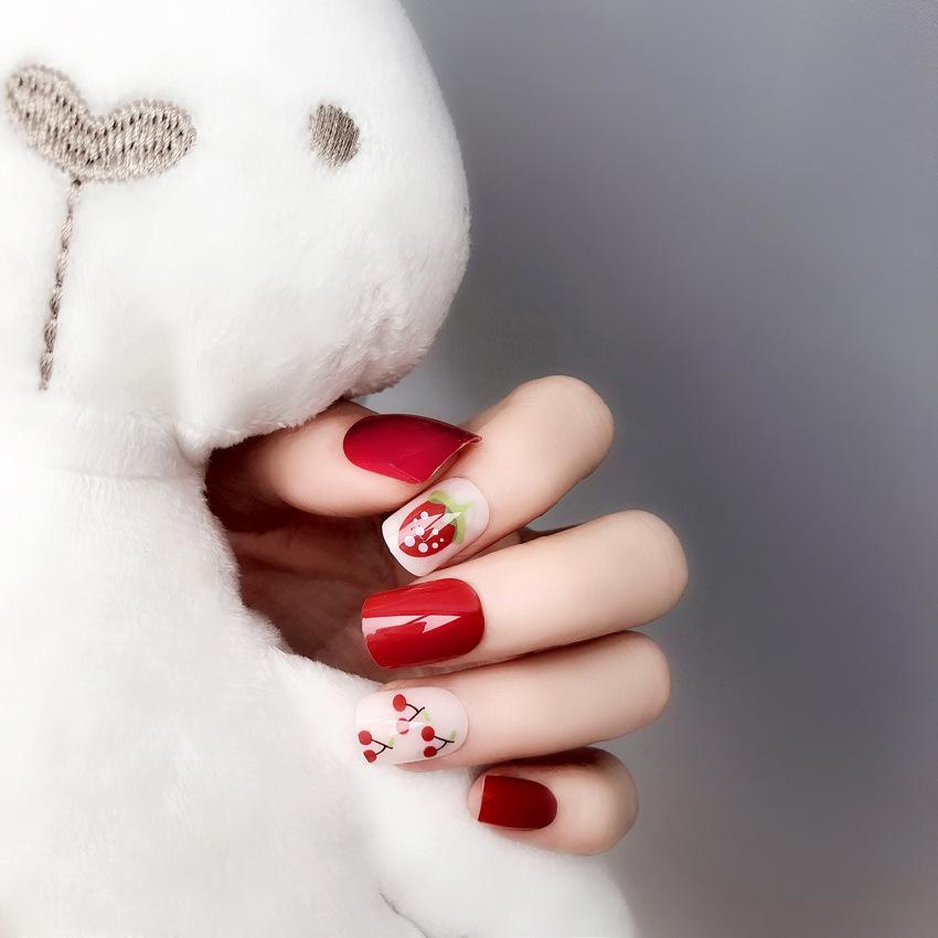 Bộ 24 móng tay giả hình trái cherry (kèm keo)