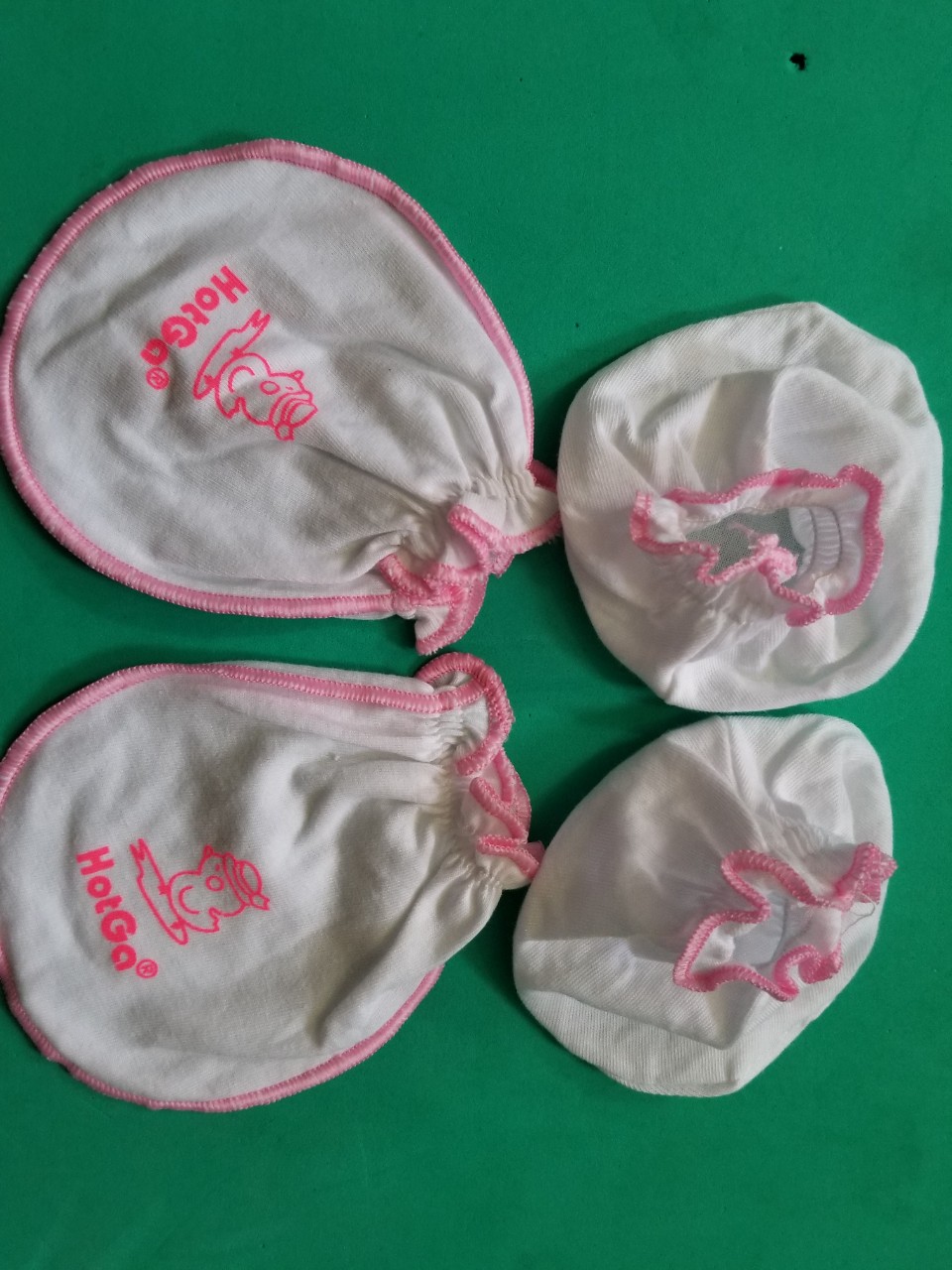 Combo 2 set bao tay chân Hotga (2 đôi bao tay + 2 đôi bao chân)