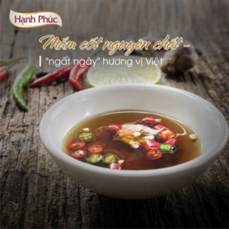 Nước mắm cá cơm Hạnh Phúc 60 độ đạm chai 500ml.