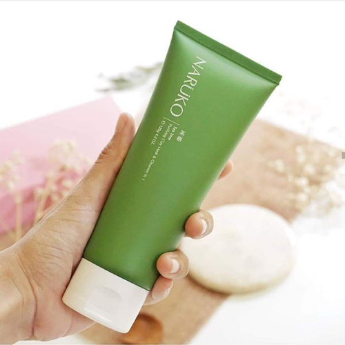 Sữa rửa mặt tràm trà cho da dầu mụn