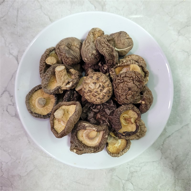 Túi 100gr nấm đông cô size trung loại 1