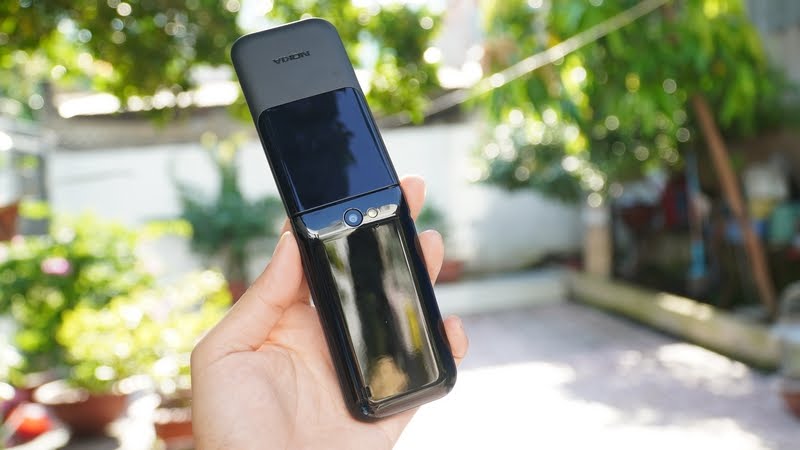 điện thoại nắp gập, Nokia 2720 Flip (mẫu mới 2020)