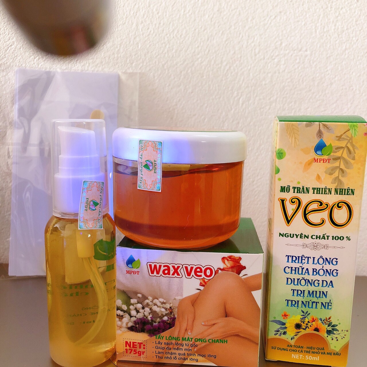 Combo Tẩy Lông Vĩnh Viễn Veo: (Mỡ trăn) (Wax tẩy lông + tặng kèm giấy wax + que gạt)