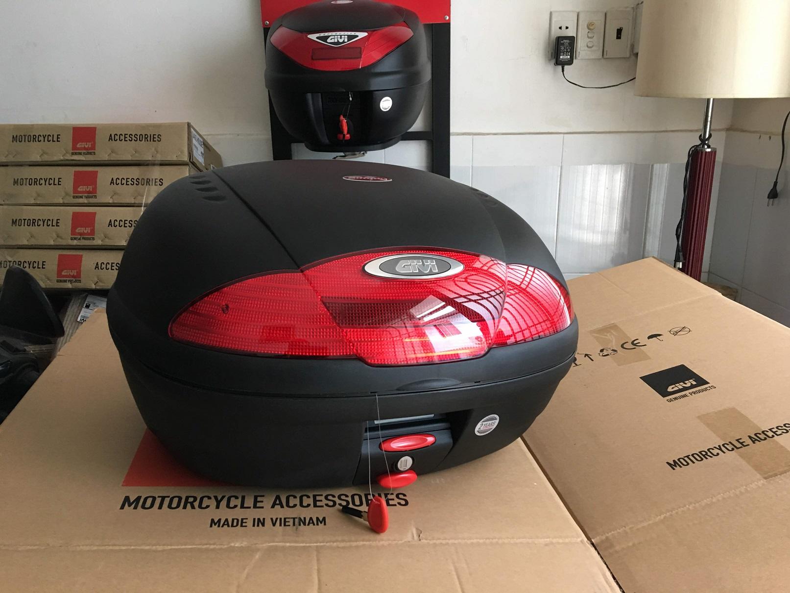 [HCM]Thùng sau givi E450N dung tích 45 lit