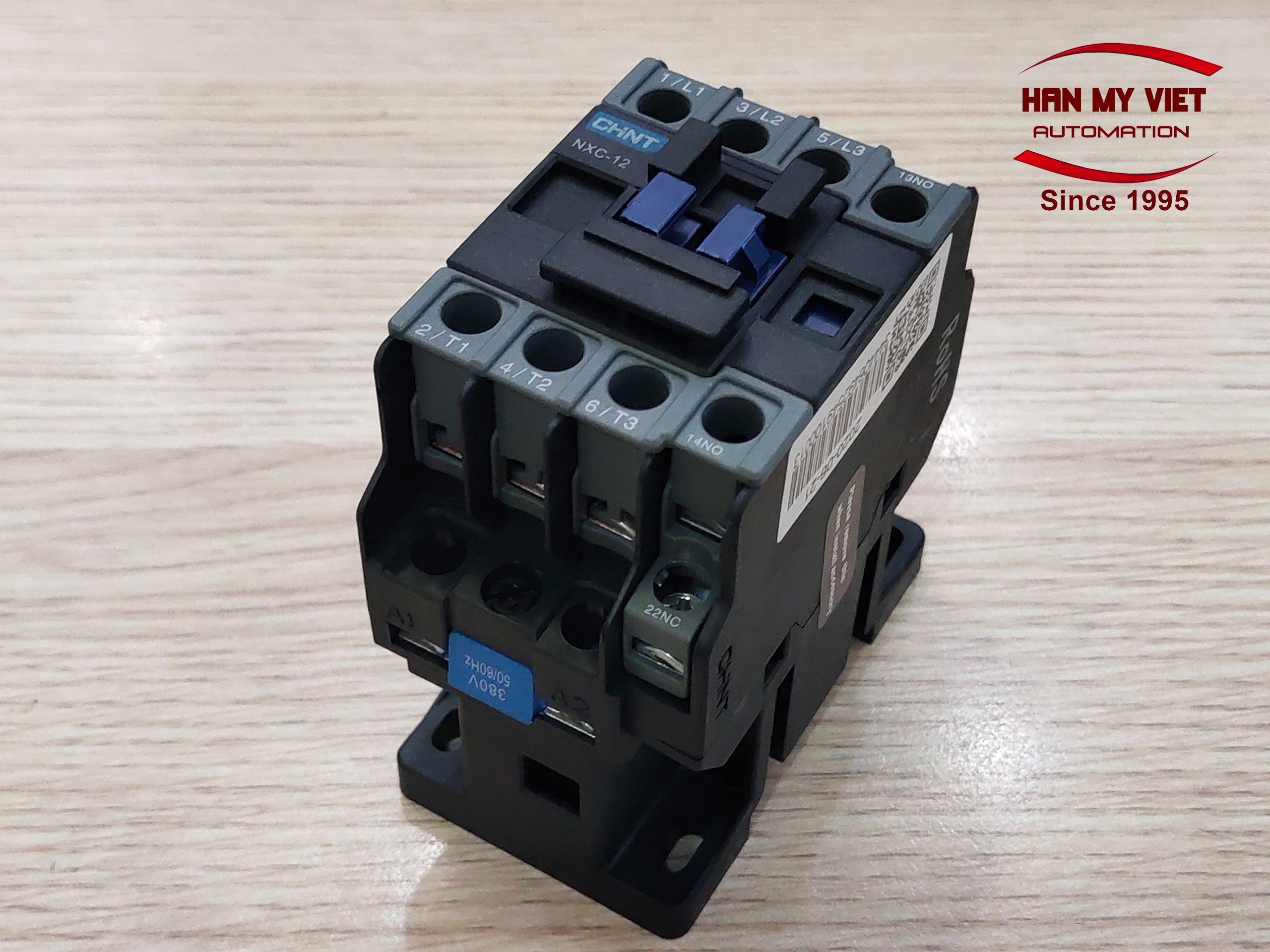 Contactor khởi động từ 12A NXC-12 Chint