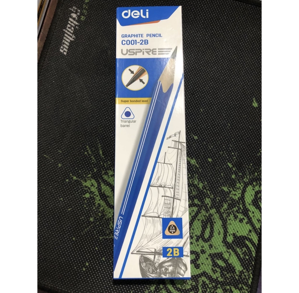 Hộp 12 Bút Chì Deli USPIRE Có Tẩy - Ms: C001 - 2B